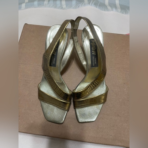 Chic Gold Slingback Heels - Picture 3 of 6